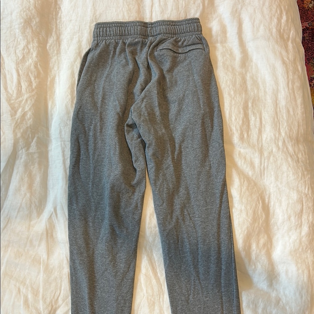 Under Armour Men’s Gray Sweatpants - Picture 3 of 6